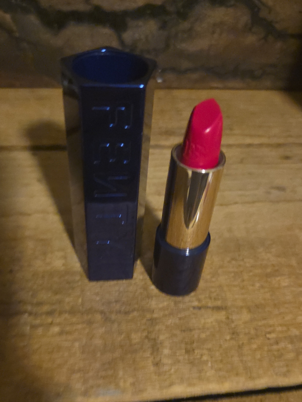 Fenty Beauty Vivid Hot Pink Lipstick NEW